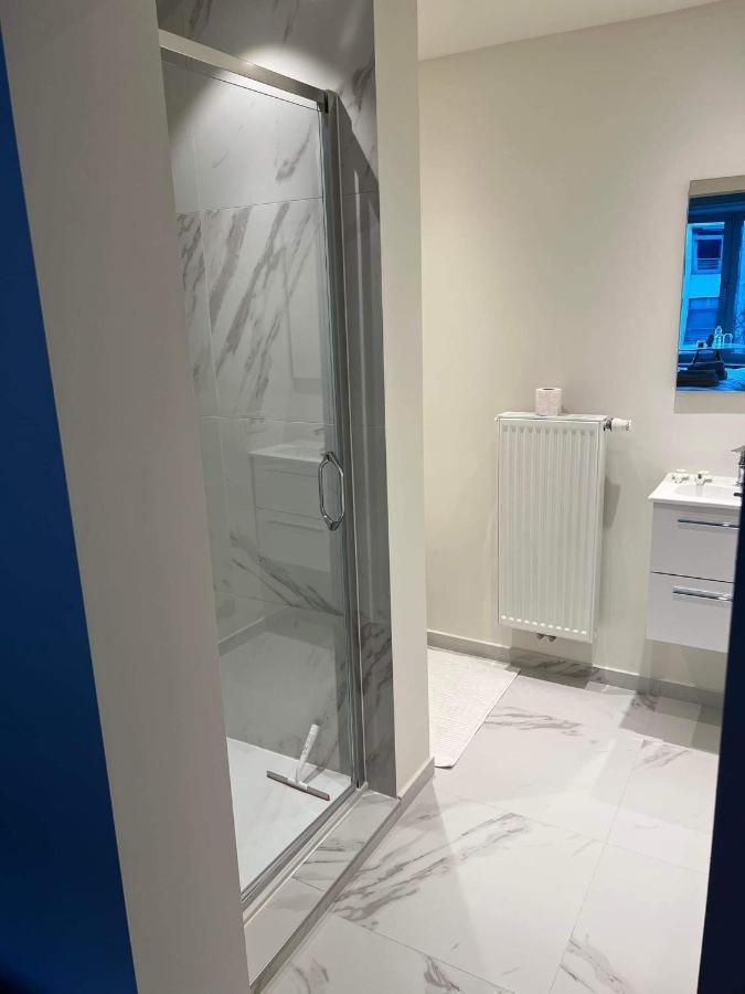 Prachtige Kamer In Centrum Brugge Met Badkamer ! Kültér fotó