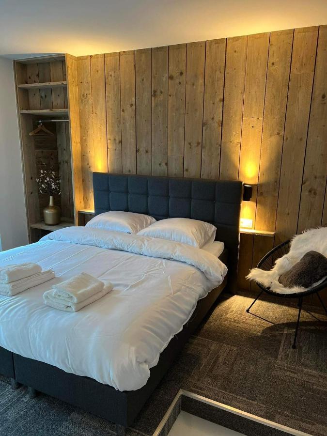 Prachtige Kamer In Centrum Brugge Met Badkamer ! Kültér fotó