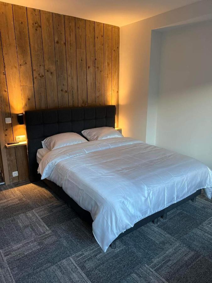 Prachtige Kamer In Centrum Brugge Met Badkamer ! Kültér fotó
